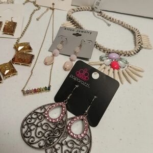RESALE JEWELRY LOT (5)